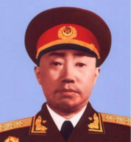 1978年，开国上将彭绍辉逝世，而他的妻子张纬在查看遗体时突然察觉到了异常，便立