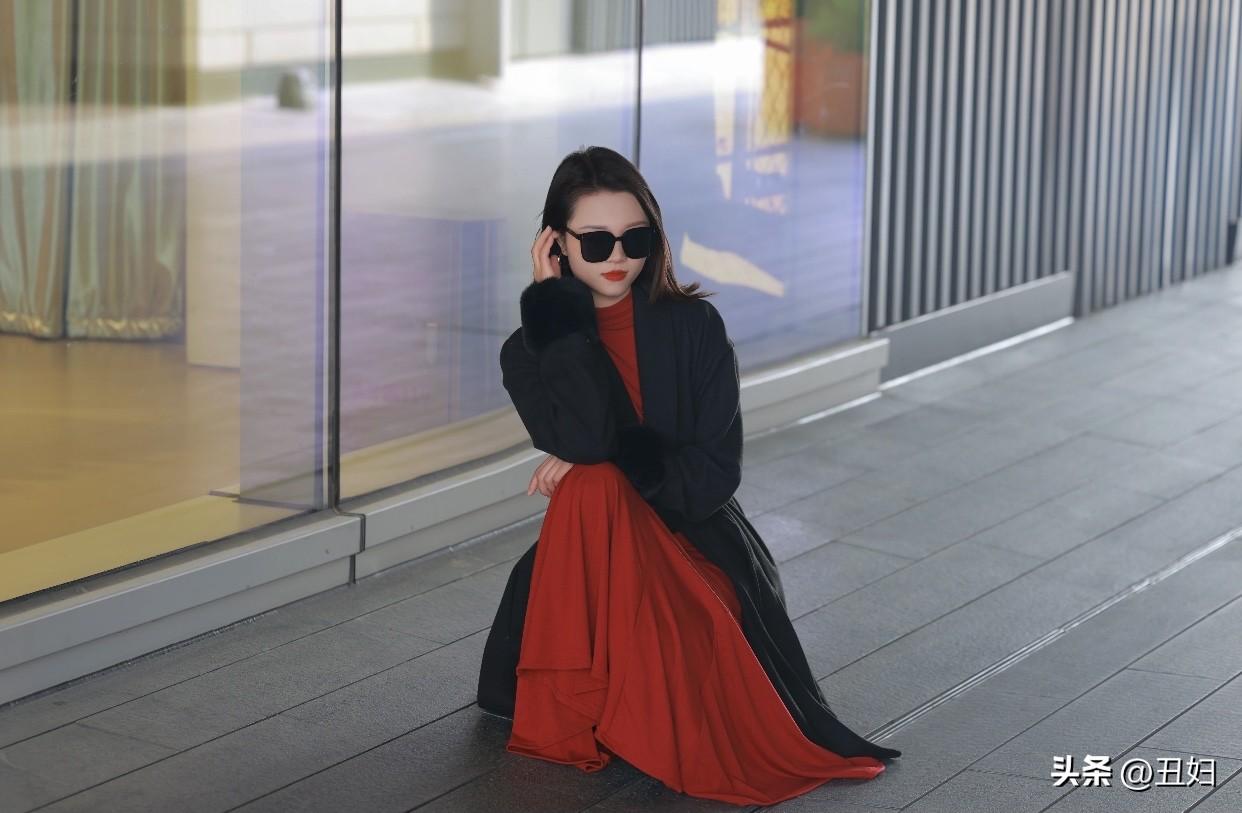 温柔体贴的人呢，是冬日暖阳，暖心又实在。一句“我知道你累了”，比啥礼物都管用，能