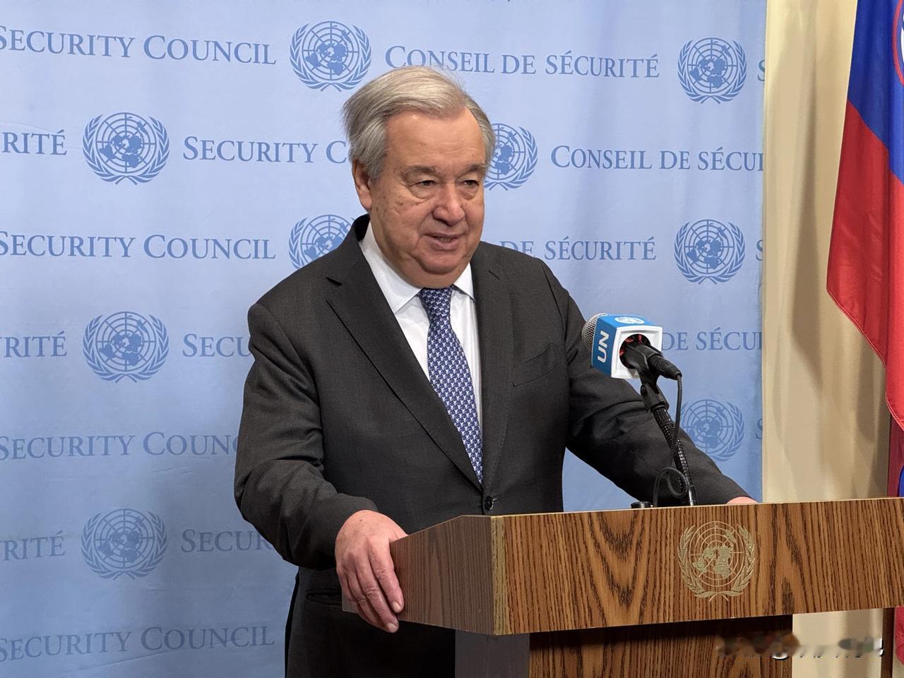 联合国秘书长发言人就美国决定退出部分联合国机构发表的声明
    秘书长对美国白