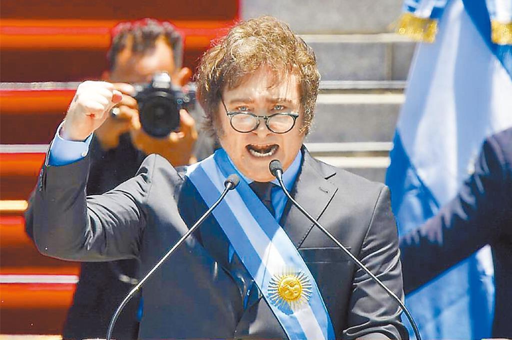 米莱对华转向！阿根廷总统米莱最近的一番言论引起了广泛关注。在一次电视采访中，他将