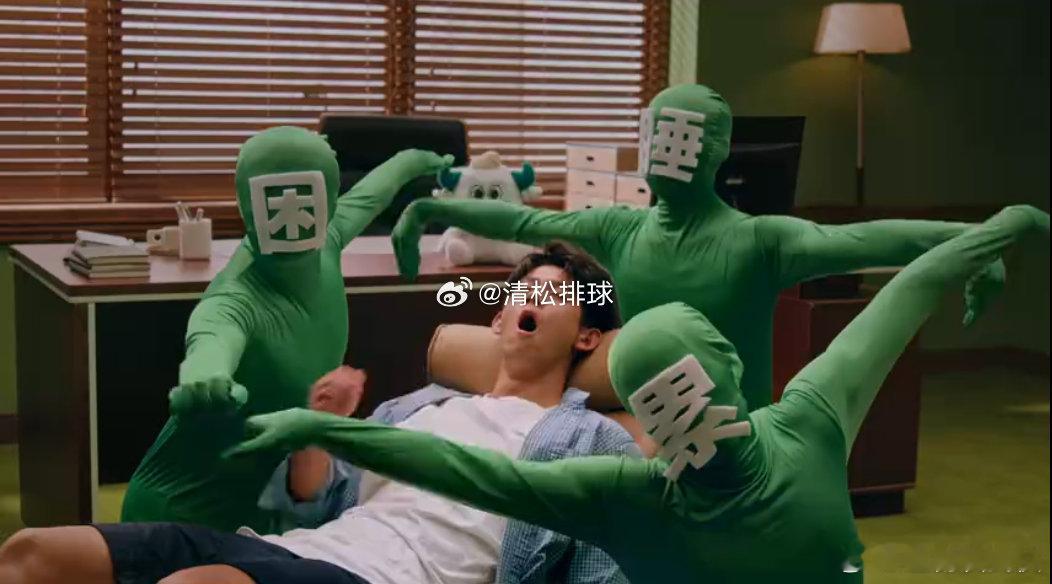 世界杯来了蒙牛也来了四年一轮奔赴，世界杯不只是赛场角逐，更是一代人的时间刻度。满