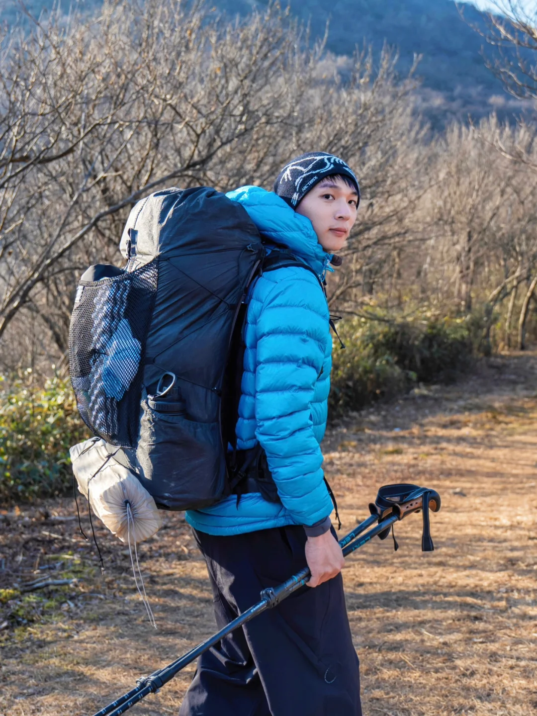 不是在逃避，只是去山里找自己