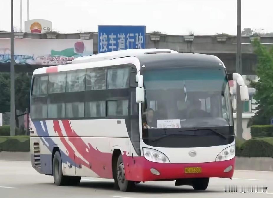 深圳 郑州 珠海 河南曾经开往广东、海南的省际长途线路（三）
洛阳—珠海
郑州—