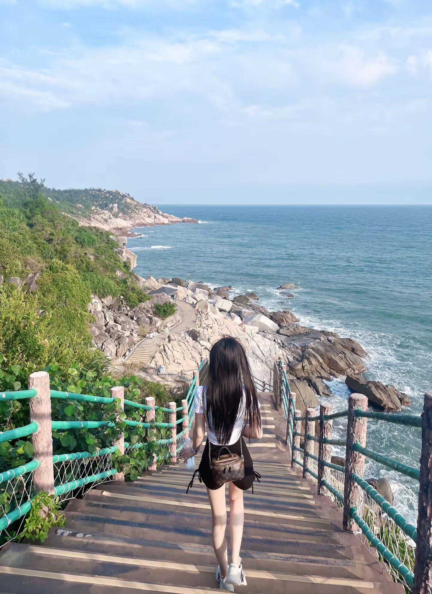 人在精神上受的伤，这辈子都补不回来，就像人间失格里说的，即使你此刻再快...