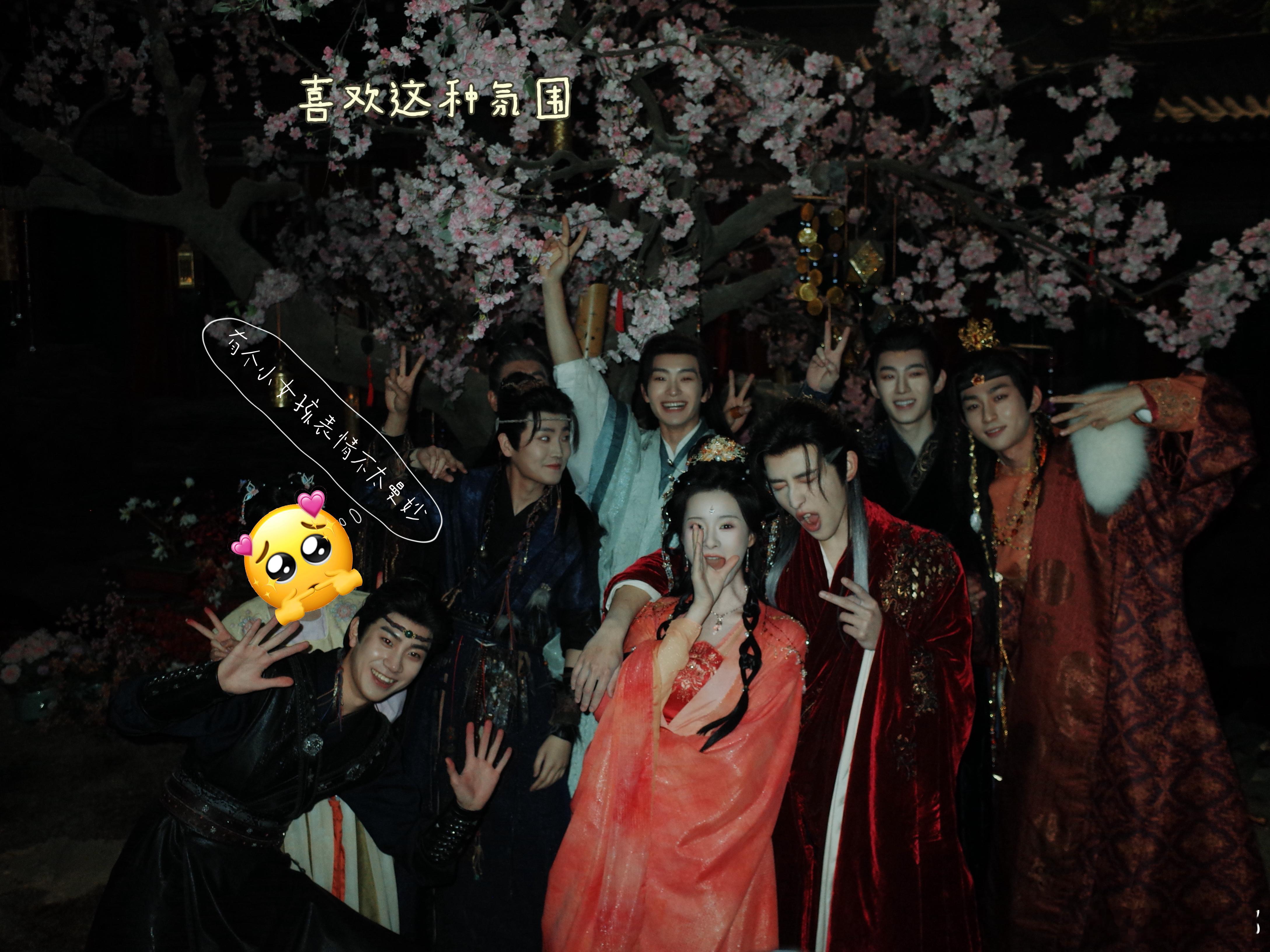 什么？？定档3月1日啦！！终于可以分享全家福咯～孟娜M