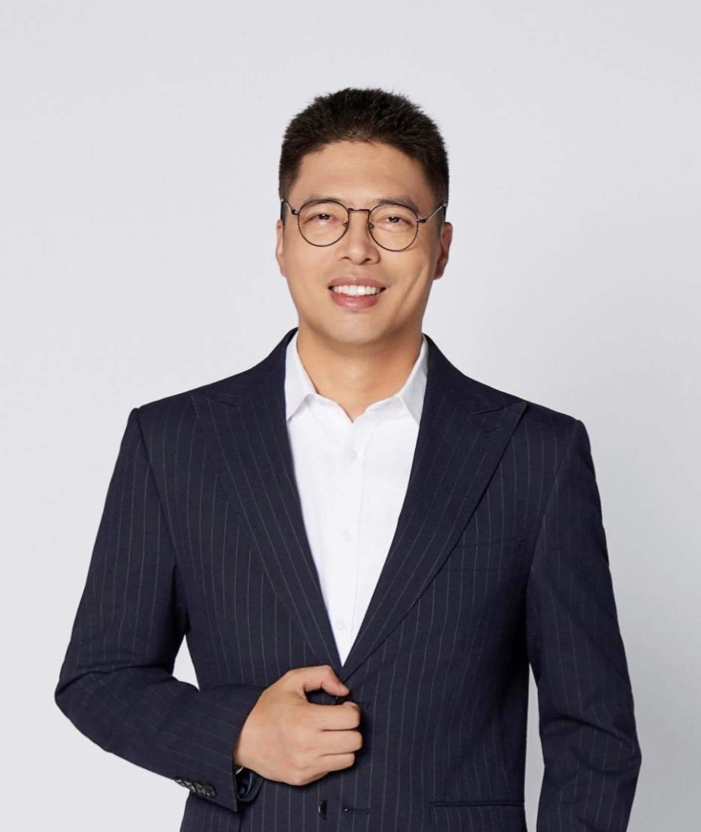 车若初见 由华为乾崑与东风汽车集团联合打造的全新汽车品牌奕境汽车正式公布其核心管