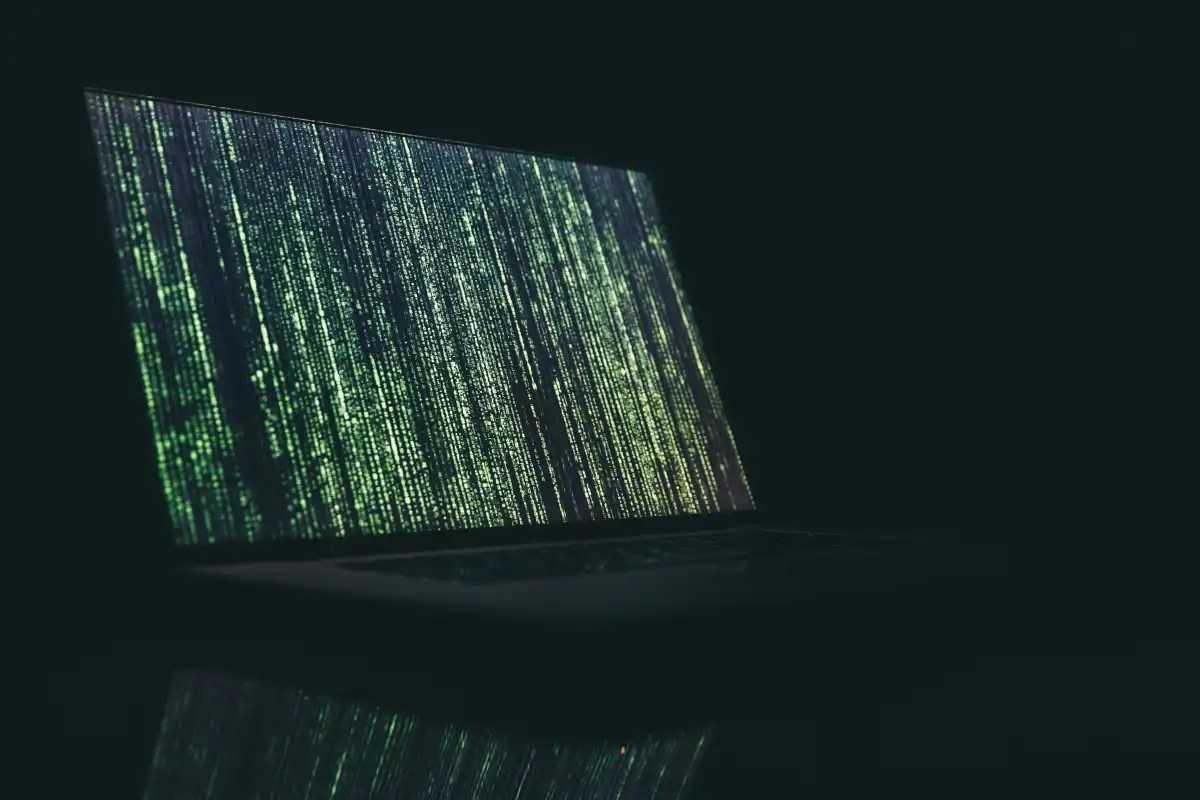 科学家：我们不是生活在模拟世界中！
    这个结论可能会受到那些认为这个世界是