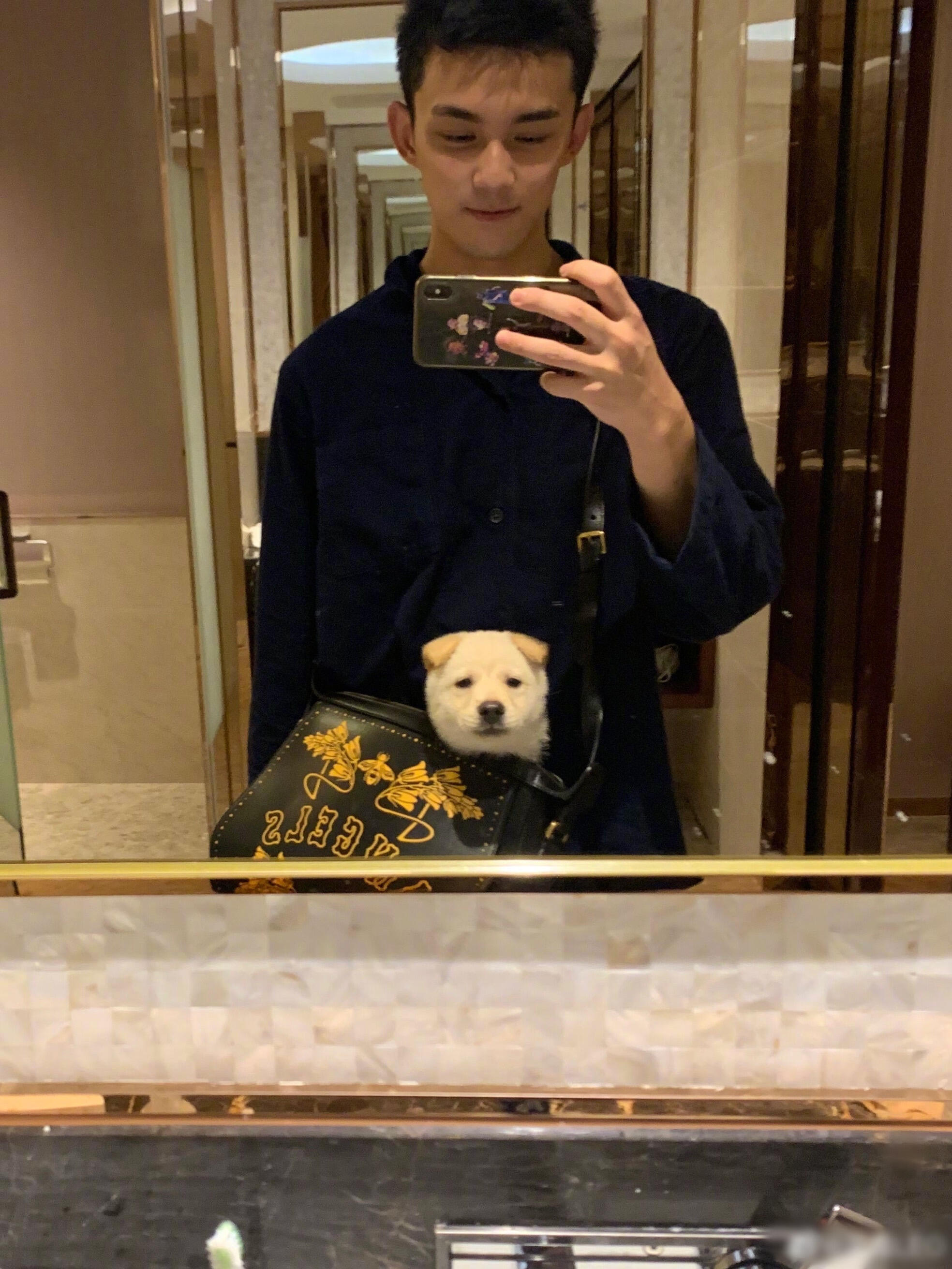 19岁的吴磊和路小北，青春真好呀最近重新看《穿越火线》，最喜欢的电竞剧，又燃又青