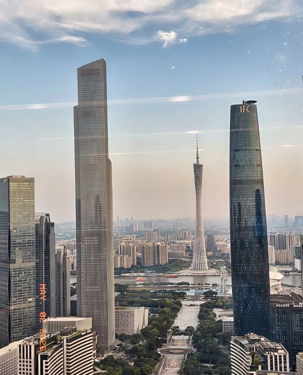 国内十大最赚钱的基金公司。1. 易方达基金双总部：广州市、珠海市，2025年净利