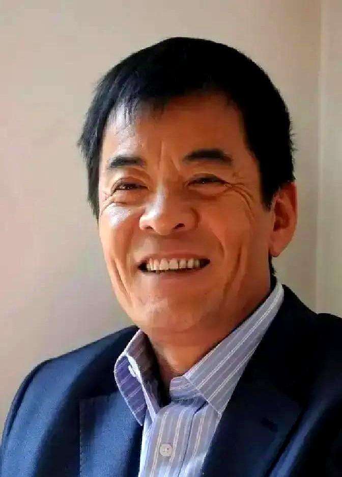 钱还清了，借条却被留了34年！

这事儿的主角，是老戏骨刘威和张丰毅。

当年刘