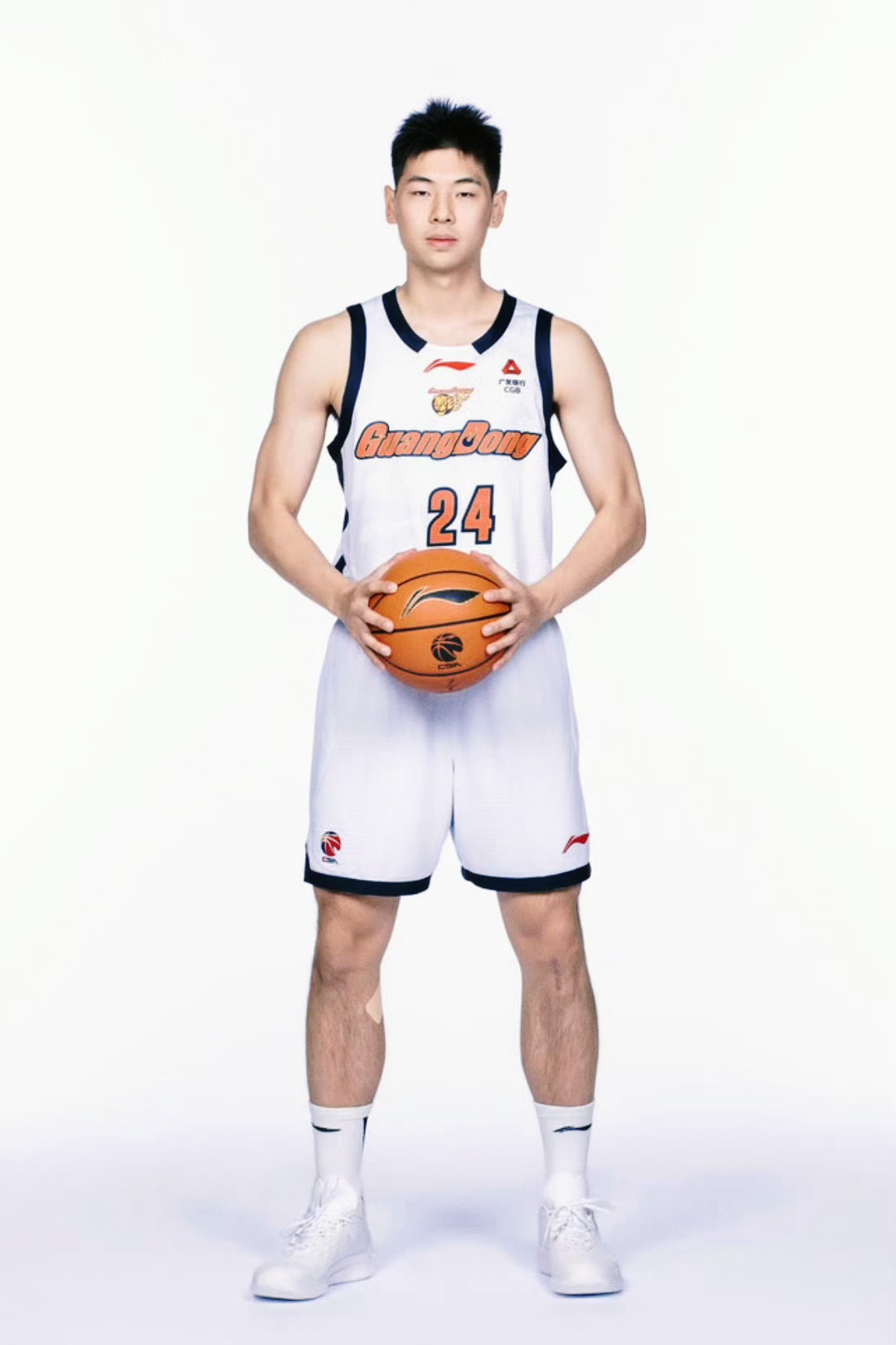 据探长了解，崔永熙预计将在3月中旬回归球场。崔永熙的身体已经完全康复，并已全程参