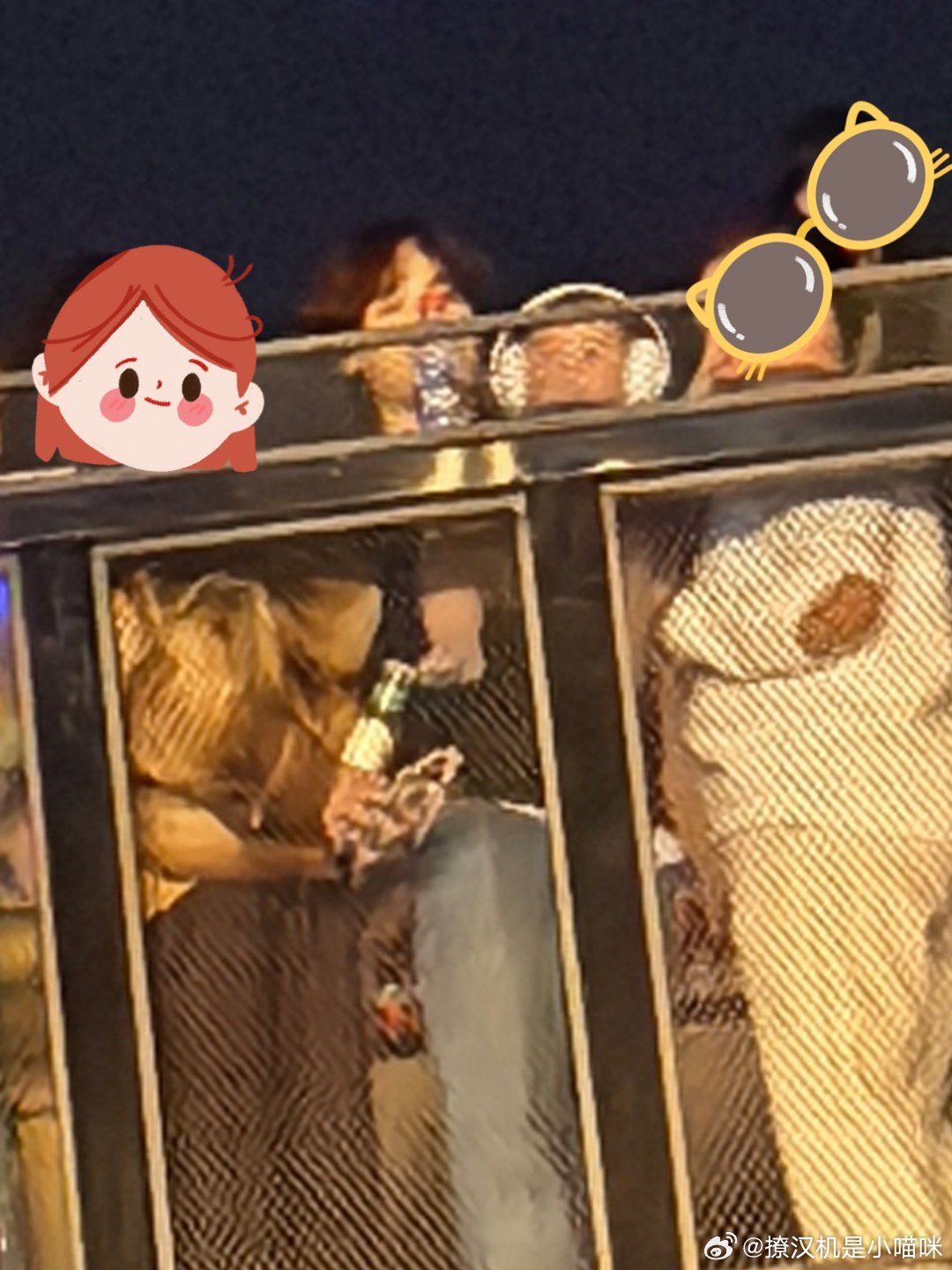 池约翰太给力了，带着宝宝来支持肖顺尧音乐会，把大耳机🎧都给宝宝戴上了，牛牛牛以