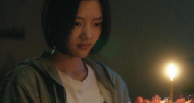 突发奇想，也是一个颇邪恶的想法。

那就是当苗苗过生日时，不但曾经的三大队所有成