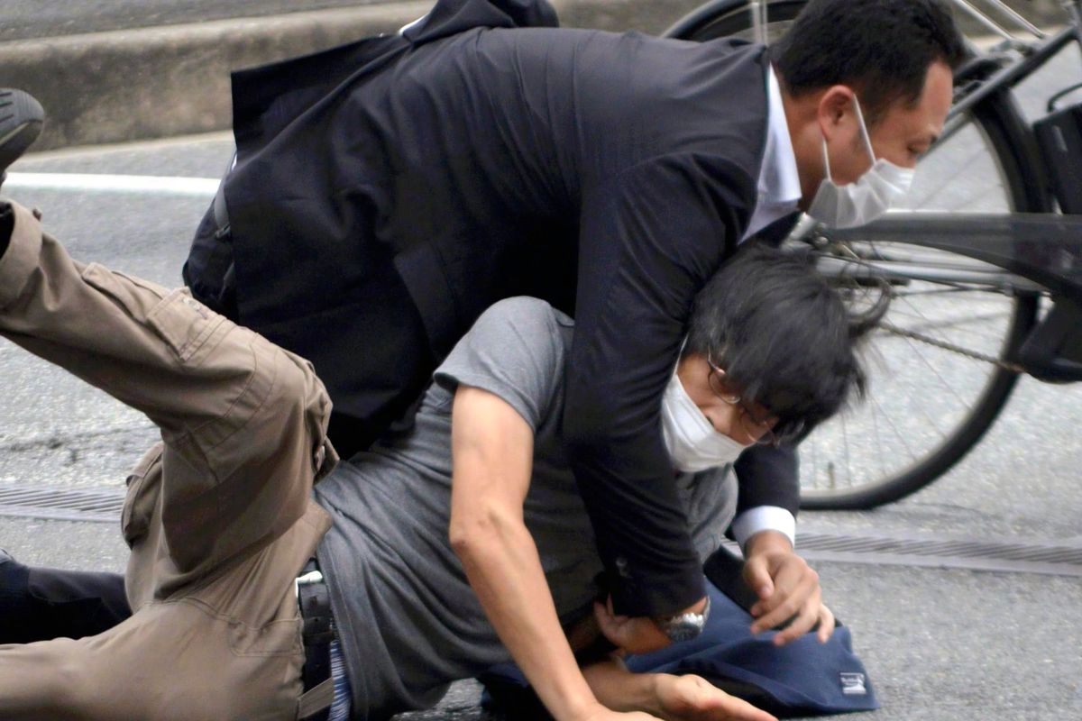 【日媒：#安倍遭枪击身亡案或10月进行首次公审#】据共同社5月15日报道，关于日