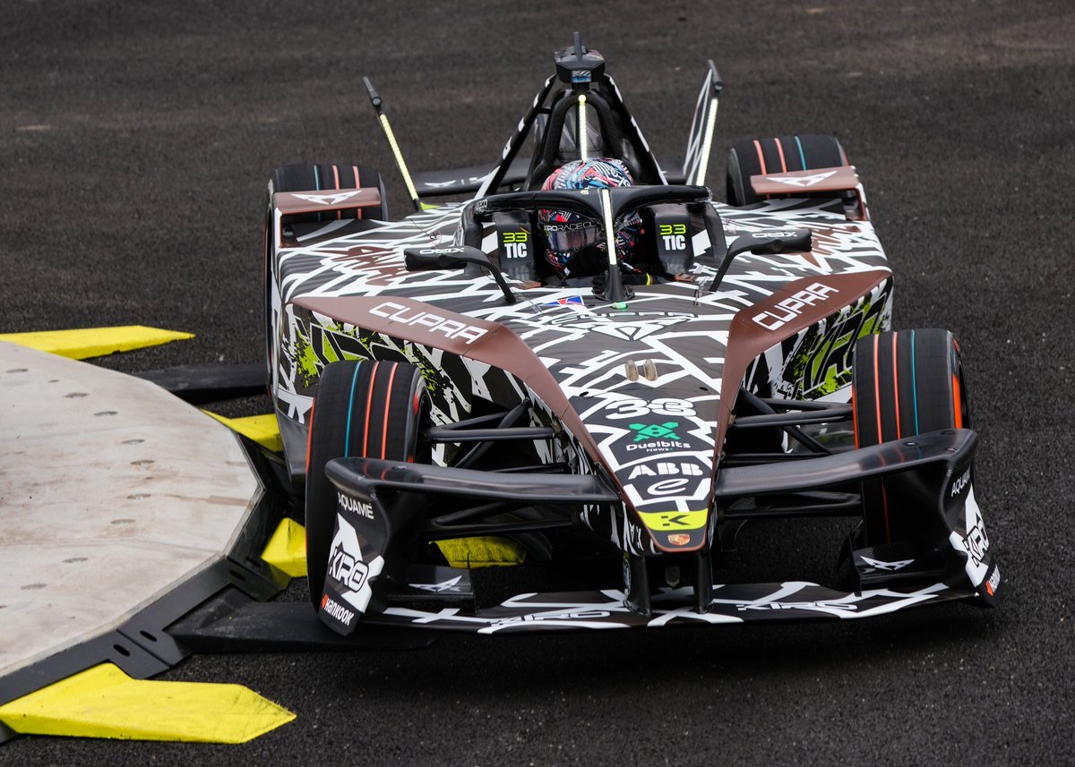 FormulaE 杰夫·多兹称，FE 可能会在西班牙举办第二场分站，也可能与马德