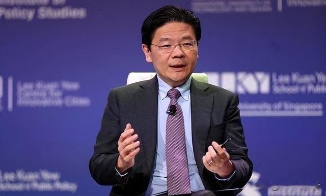 新加坡总理突然对华翻脸，严查芯片转运。很多人以为这是为了讨好美国。错了！真相是：