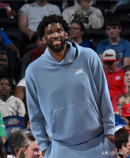 Shams：76人与恩比德关系紧张，休赛期可能分道扬镳
 
之前76人宣布三巨头