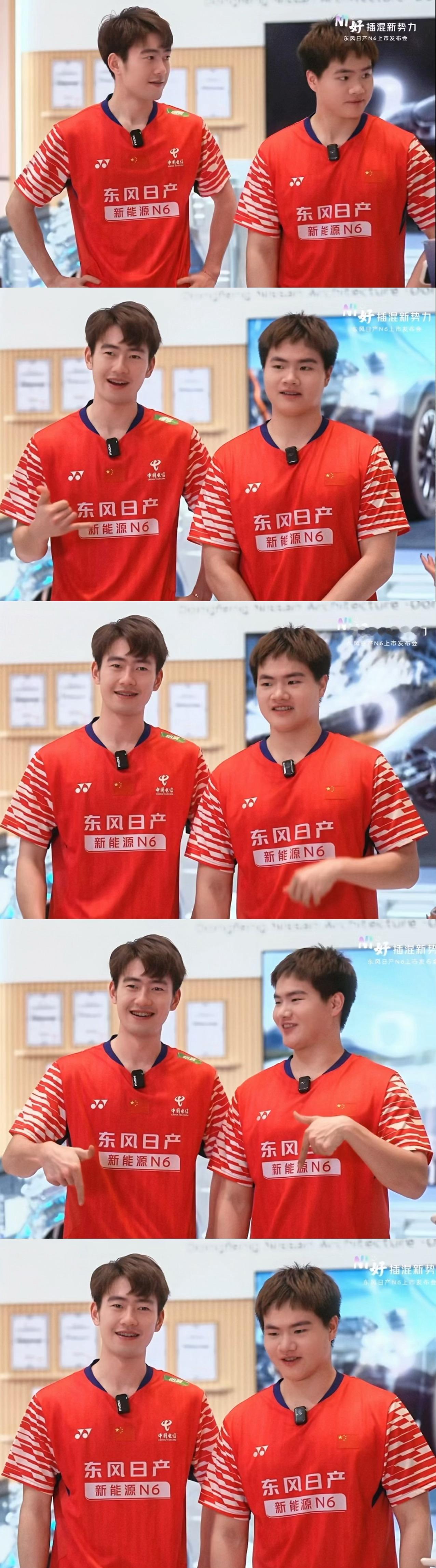 挂在我家床头裱上了 