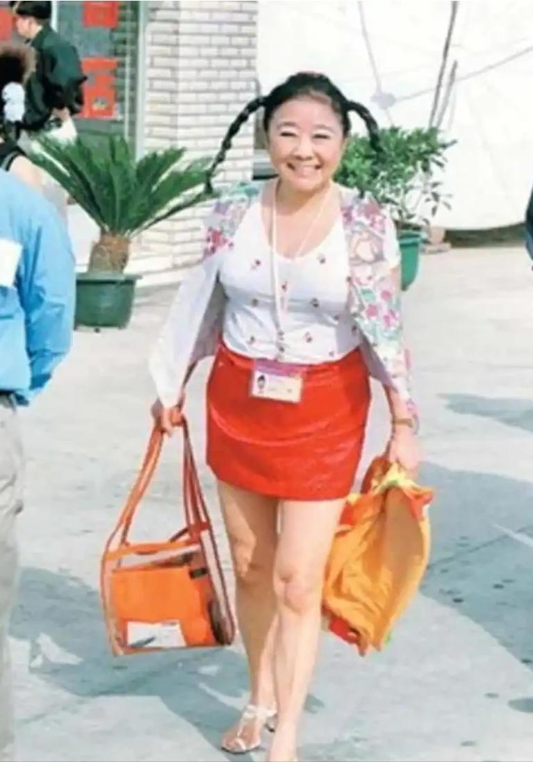 [微风]2007年，70岁亚洲第一女首富龚如心兴奋地告诉男友，她来月经了，几个月