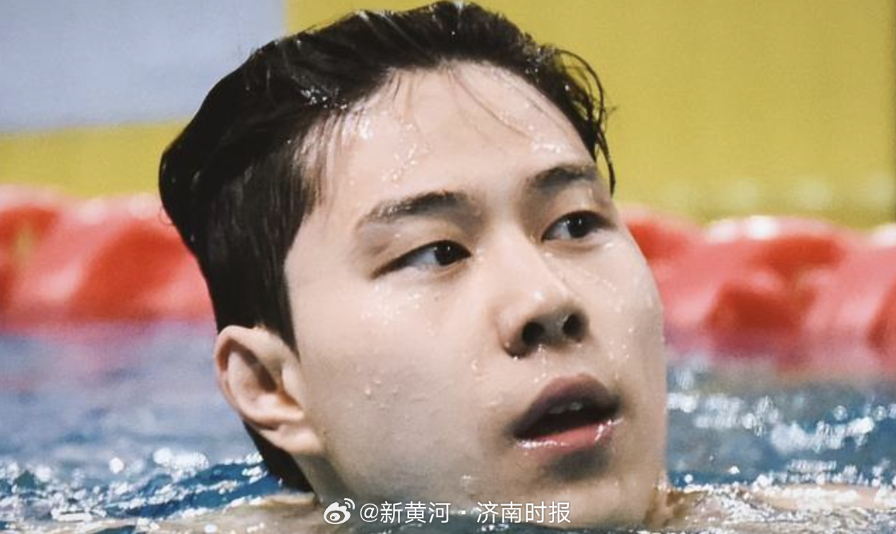 【#覃海洋因犯规被取消成绩# 】11月2日晚举行的2024游泳世界杯新加坡站男子