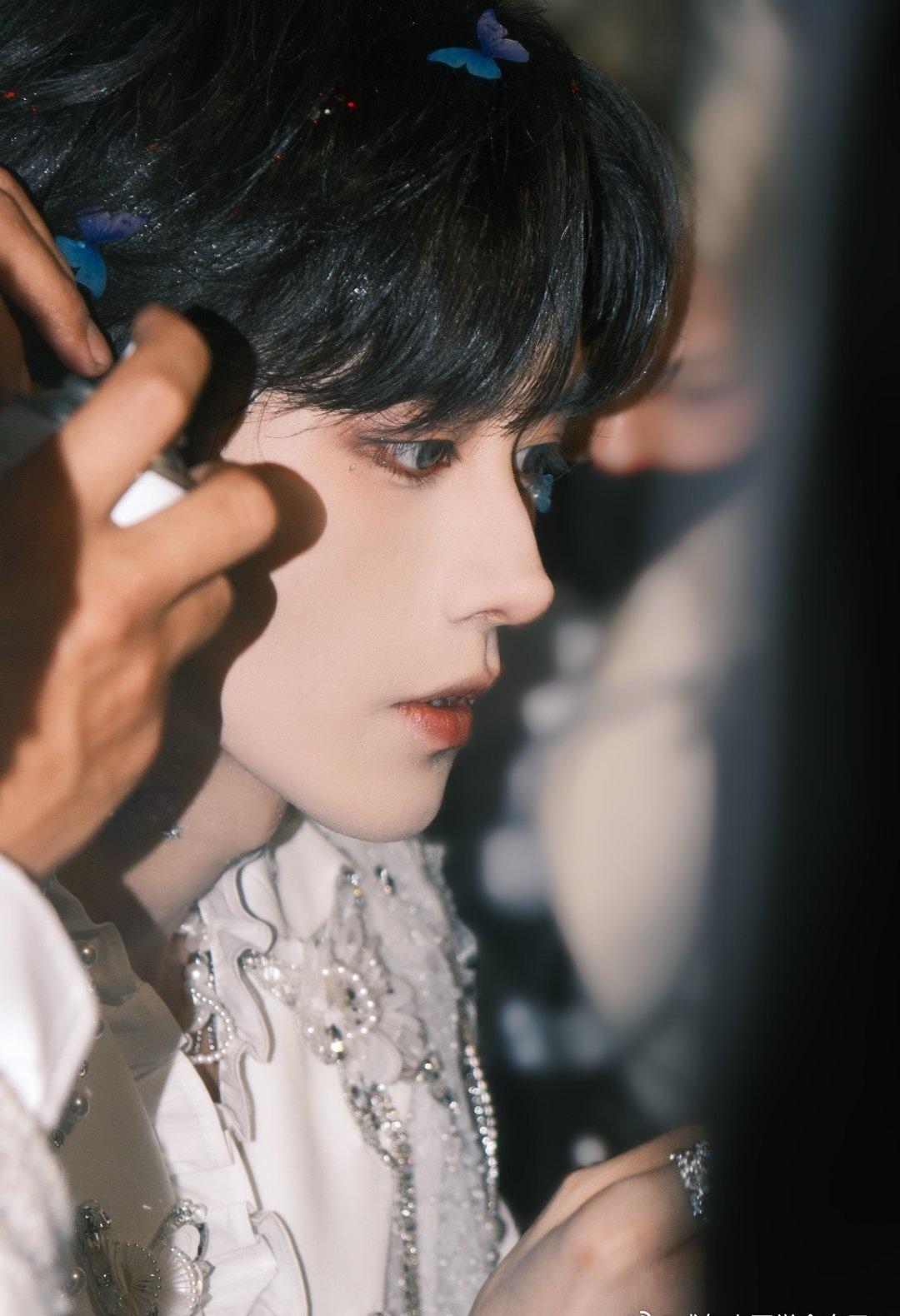 黄星Eliot超话和黄星一起奔向2026⭐非正式跨年派对⭐超话焕新大赛 

黄星