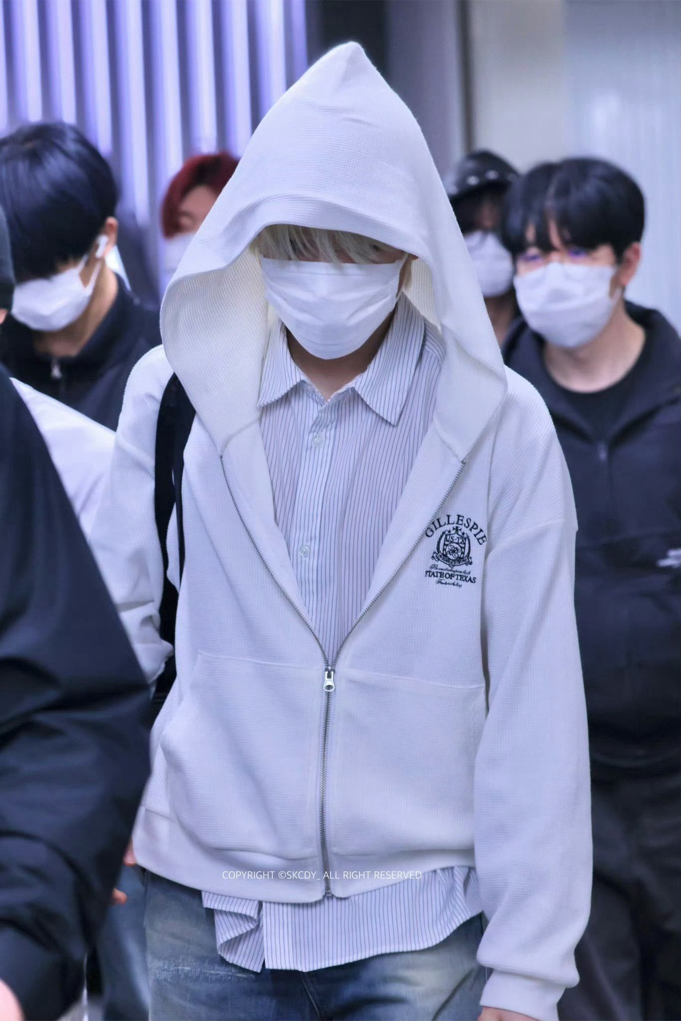 sakuya 都让让我机场男神来了 