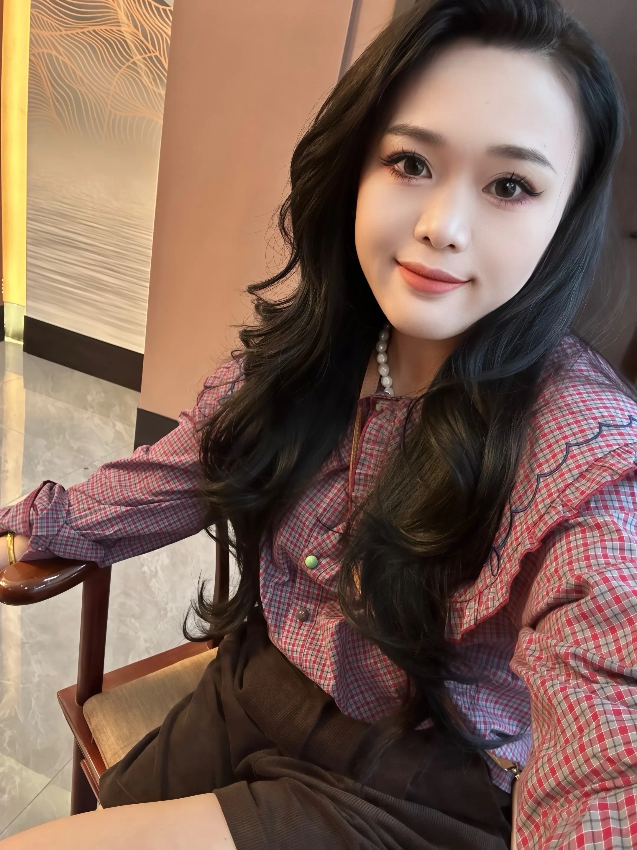 八点播衣服哈，以后晚上都衣服场～