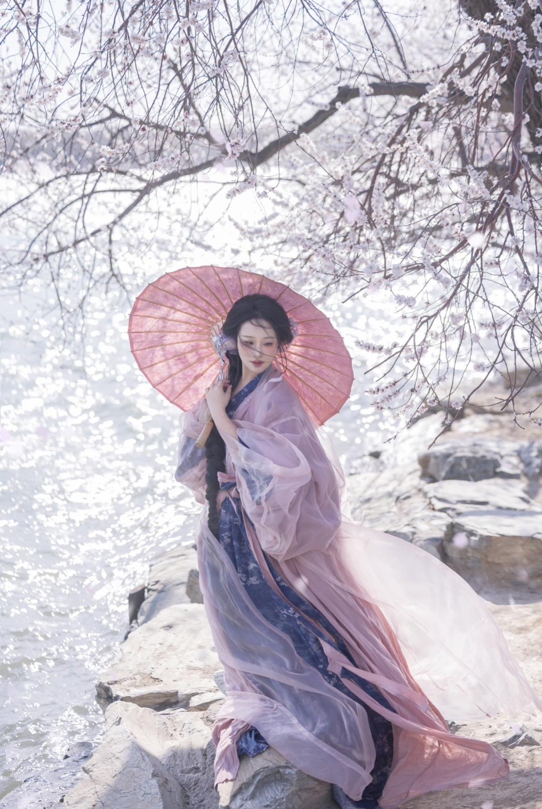 ‘ 于银河起舞 ’