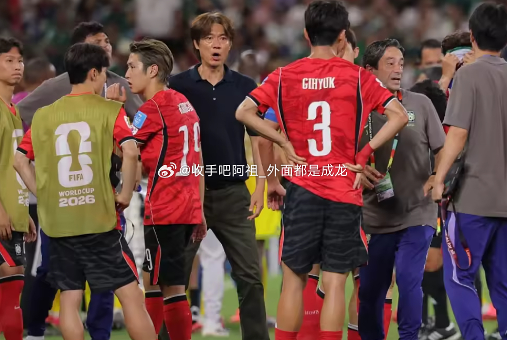 在韩国无缘美加墨世界杯32强后，韩国媒体xportsnews发文点评表示，韩国足