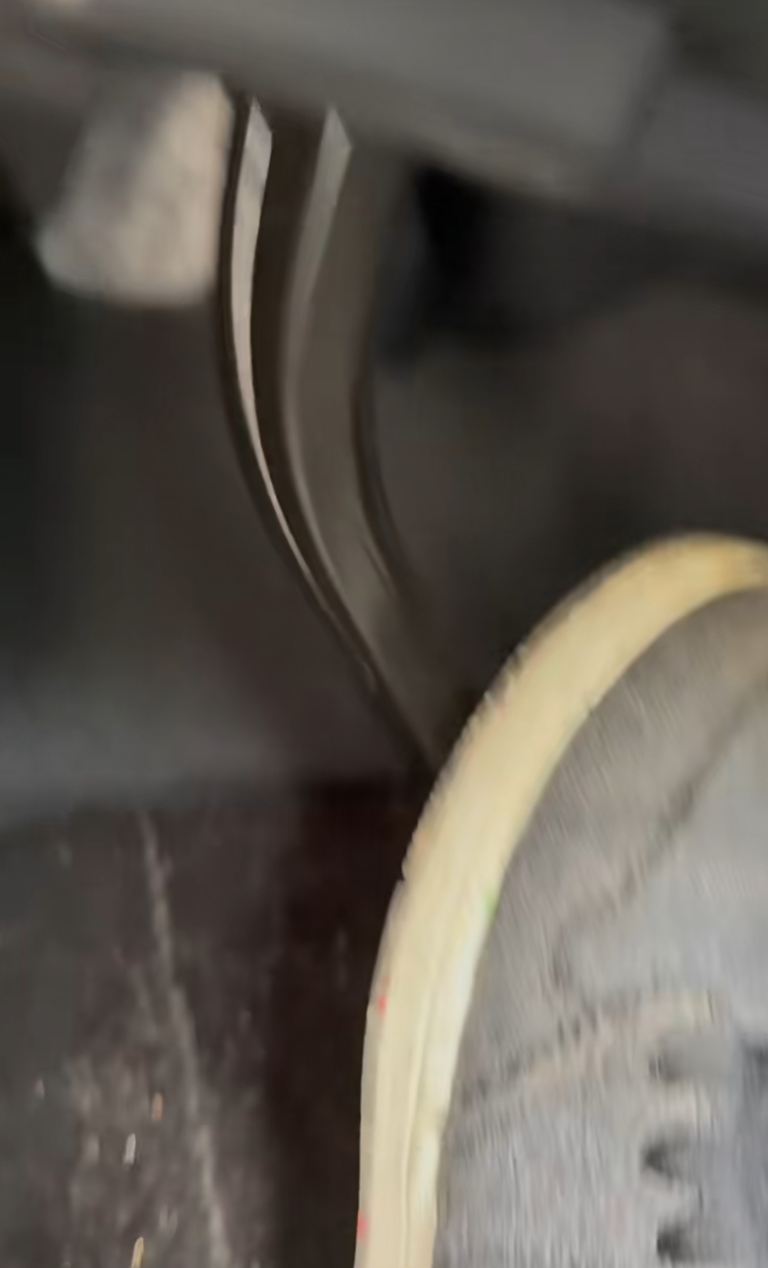原来真有刹车失灵，刹车失灵如果不是器件有问题很难鉴定，这个就是器件出问题了，所以