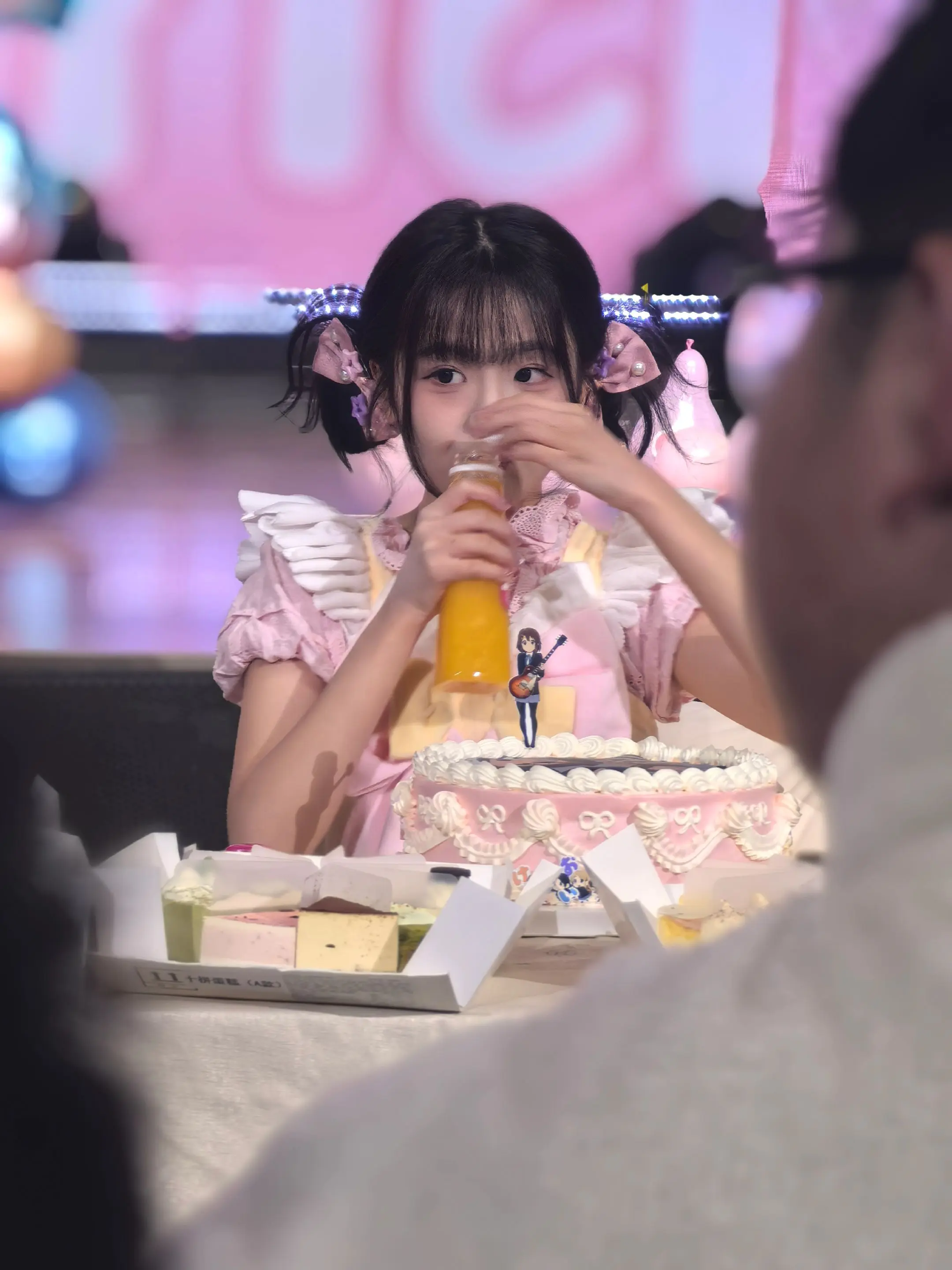 黄怡慈 生日冷餐派对