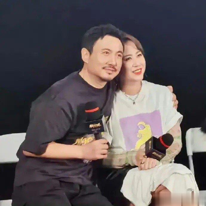 #马丽的孩子确实叫沈腾舅舅#沈腾马丽被爆大瓜！今日，关于沈腾马丽的消息迅速登上热