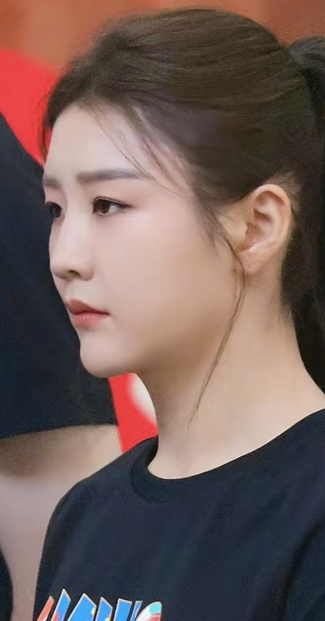 为什么陈梦不能被认定为“一姐”?
是一姐能怎么样，不是一姐又能怎么样！人是活给自