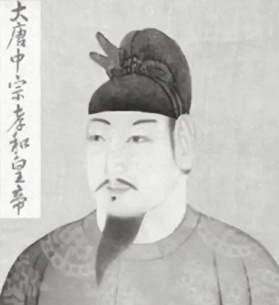 父亲：皇帝
母亲：皇帝
自己：皇帝
弟弟：皇帝
儿子：皇帝
侄子：皇帝

唐中宗