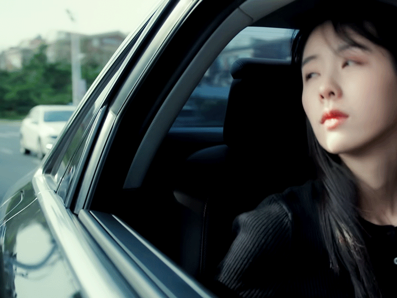 #陈都灵[超话]#姐真的美的太出众了啊，清冷小白花，就是陈都灵的代名词 ​​​