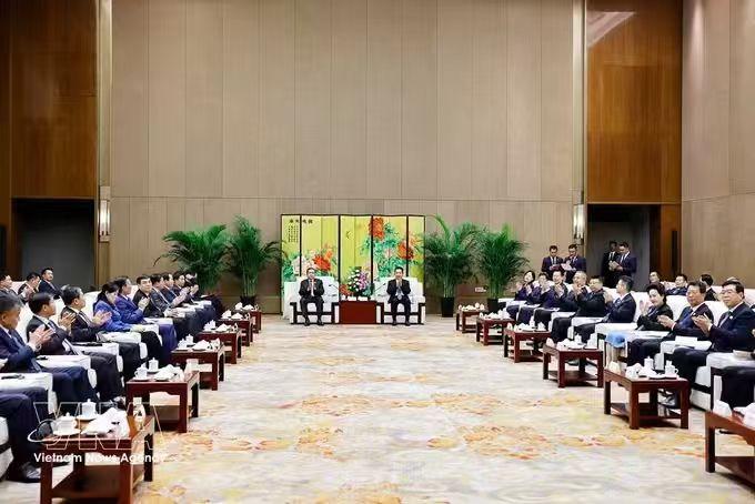 来对地方了！越南 “四驾马车” 里，苏林和陈青敏先后访华，两人的行程安排各有说道