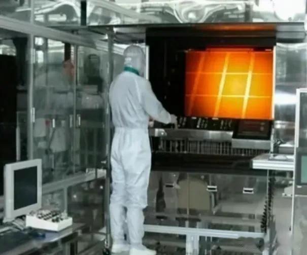 这次轮到中囯封锁！中方断供将全球无货，美国也答应“额外条件”

在经历西方多年的