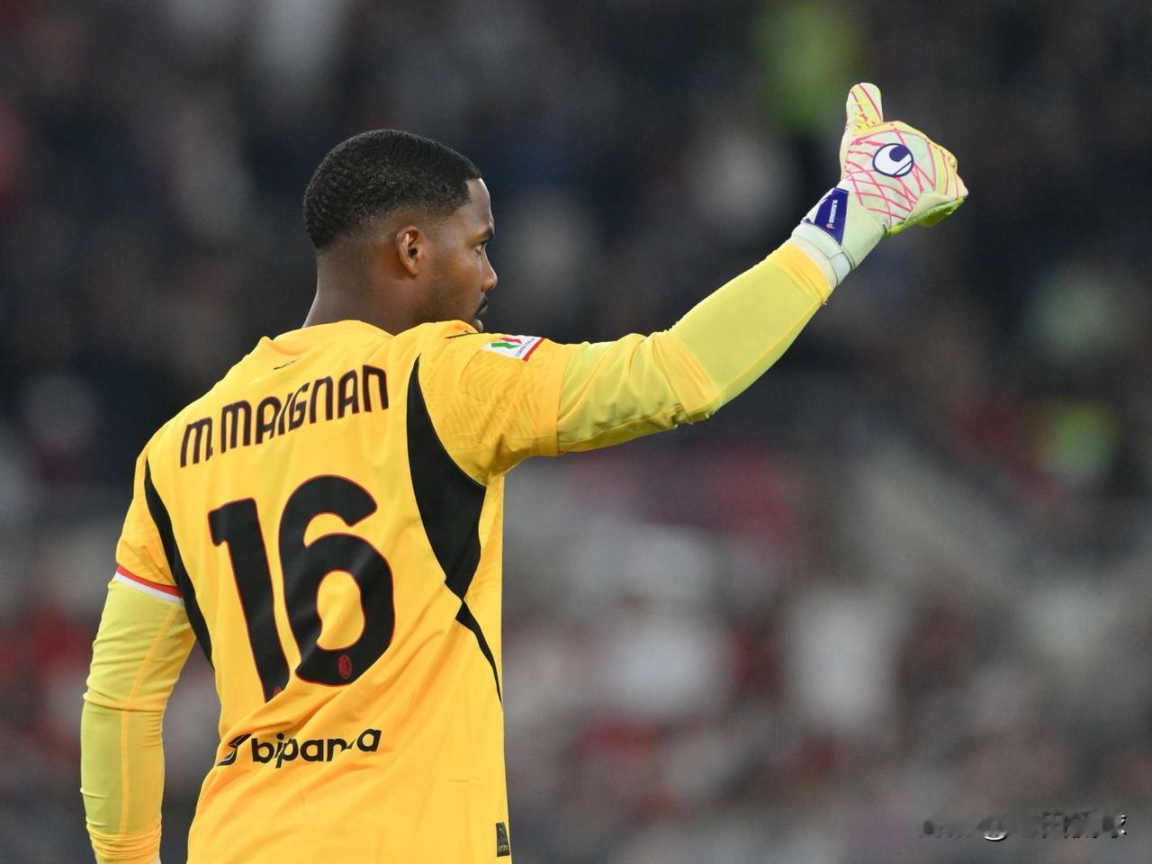 AC米兰伟大的续约…AC米兰已经和法国门将迈尼昂谈妥续约，双方将续约至2031年