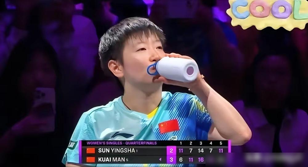 2026WTT重庆冠军赛，女单出了离谱大冷门。
头号种子孙颖莎2-4输给队友蒯