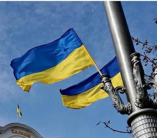 乌克兰进入破产倒计时

俄乌冲突持续重创乌克兰经济，国家财政已濒临崩溃。截至 2