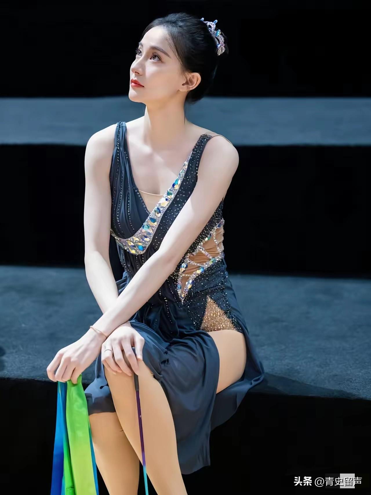好奇查了一下，
原来孙杨
一点都没有夸张
孙杨说张豆豆是他们圈子里的女神，真的不