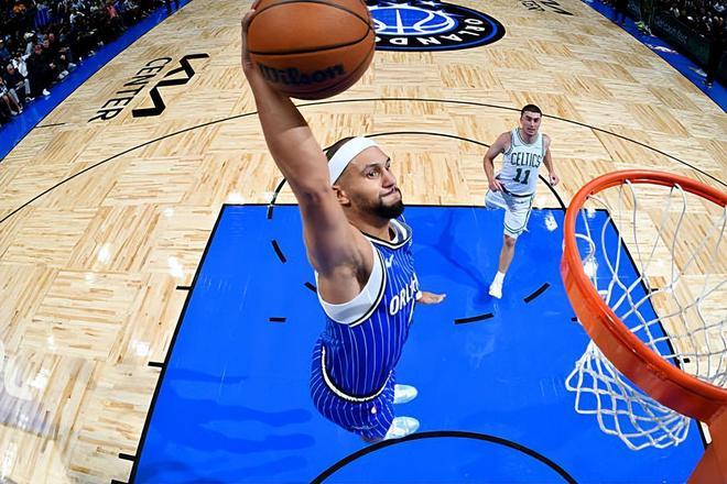 杰伦-萨格斯没有出战本周一奥兰多魔术对阵波特兰开拓者的比赛。在上周日球队战胜波士