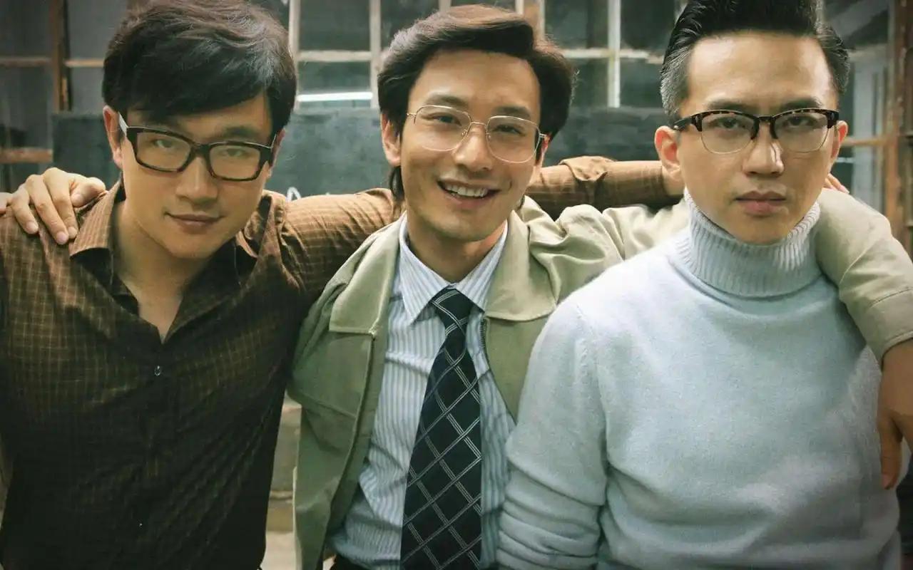 你是否曾幻想过，从一穷二白的普通人，摇身一变成为改变时代的弄潮儿？
现实中，这样