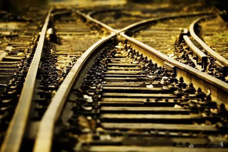 阿力的“健康逆袭风云”

人生之路，既无一路顺遂的平坦大道，亦无恒久延续的顺遂之