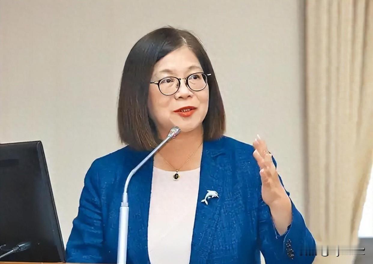 民进党“海委会主委”管碧玲称：赖清德急推“外交”突破、强推巨额军购，是因所谓“急