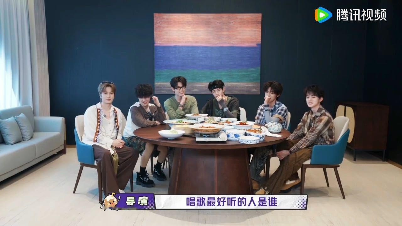 TOP套公式就是快左航别管都是我一路向海的少年别人玩游戏拼准确率，TOP玩游戏拼