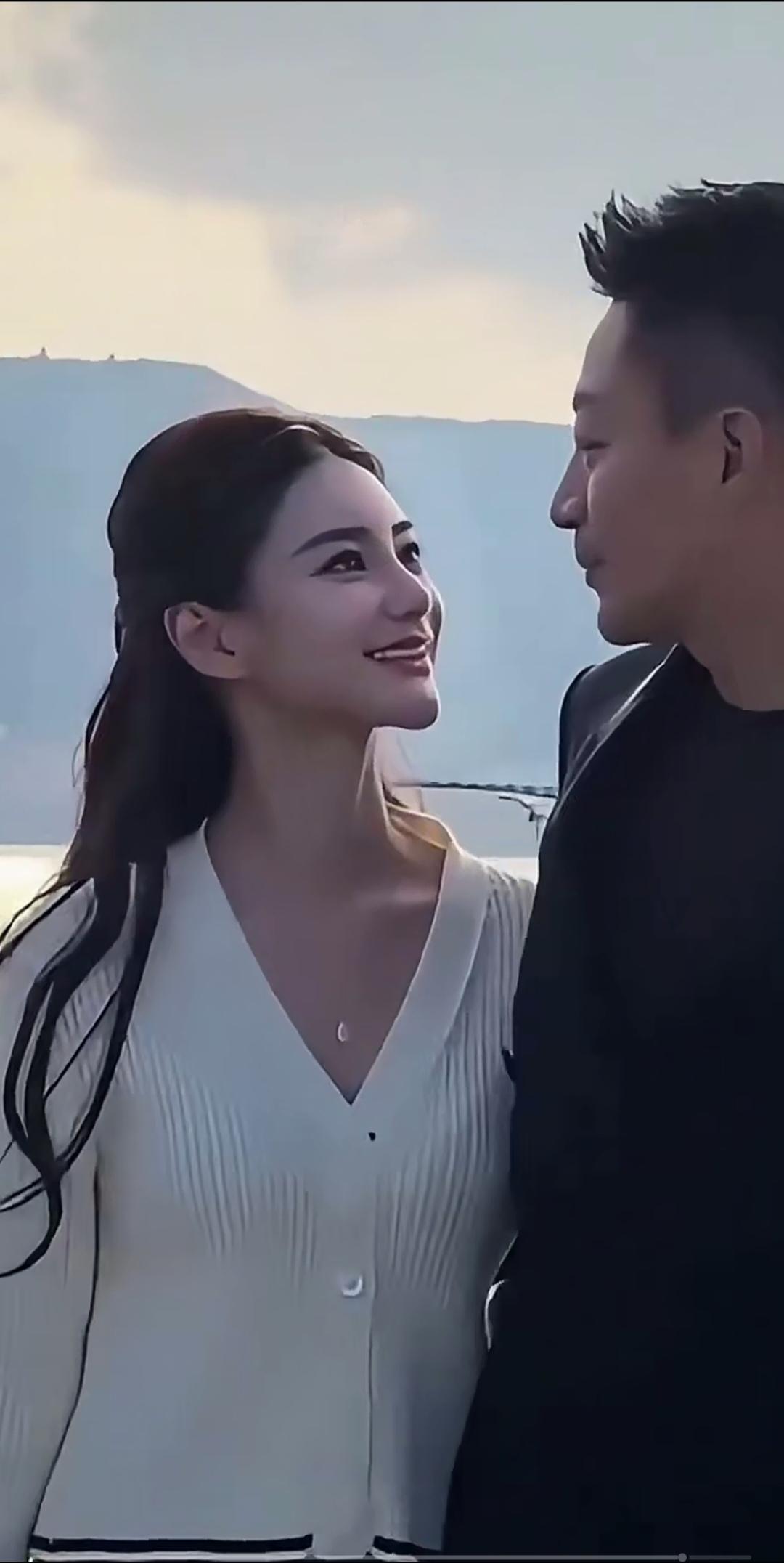 马筱梅，真是太有福气了，麻辣粉可以随便吃。