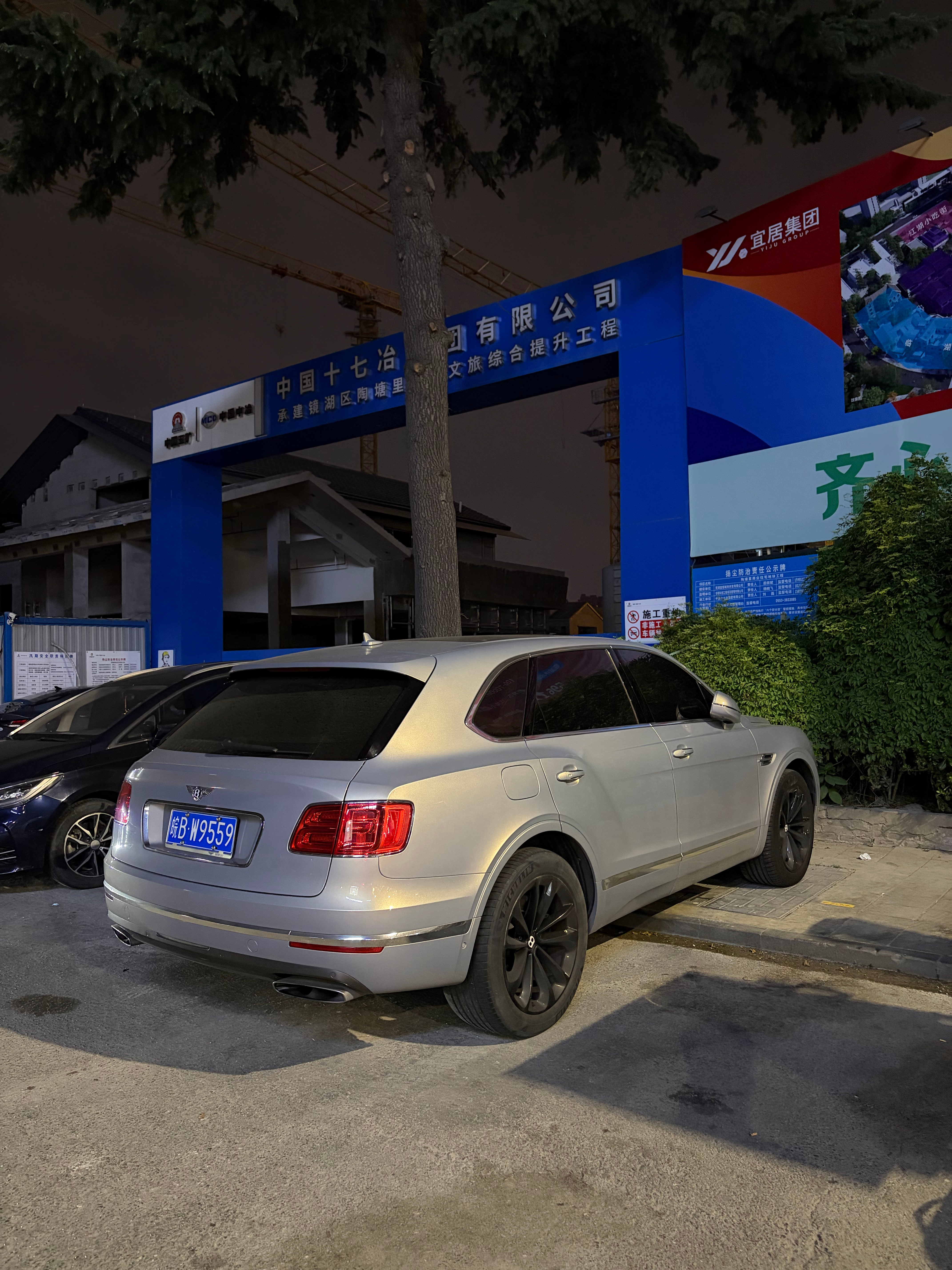 拍了一些车 