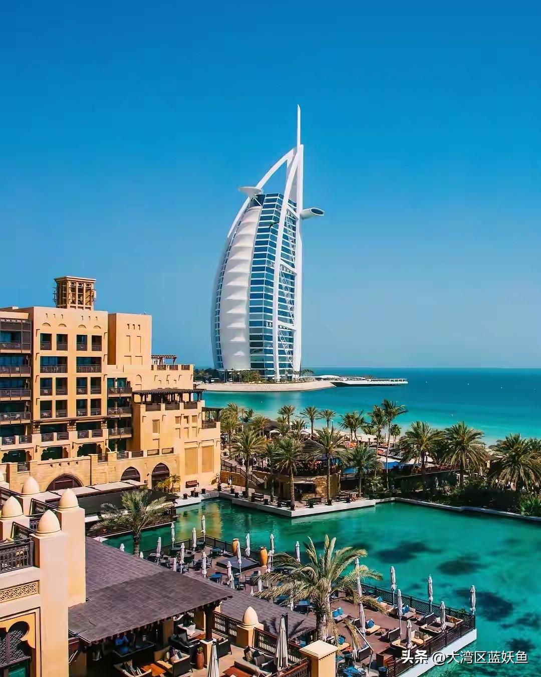 你敢信吗？现在的机票价格，简直是在“贴钱送福利”！
 
广州飞杭州、厦门，99块