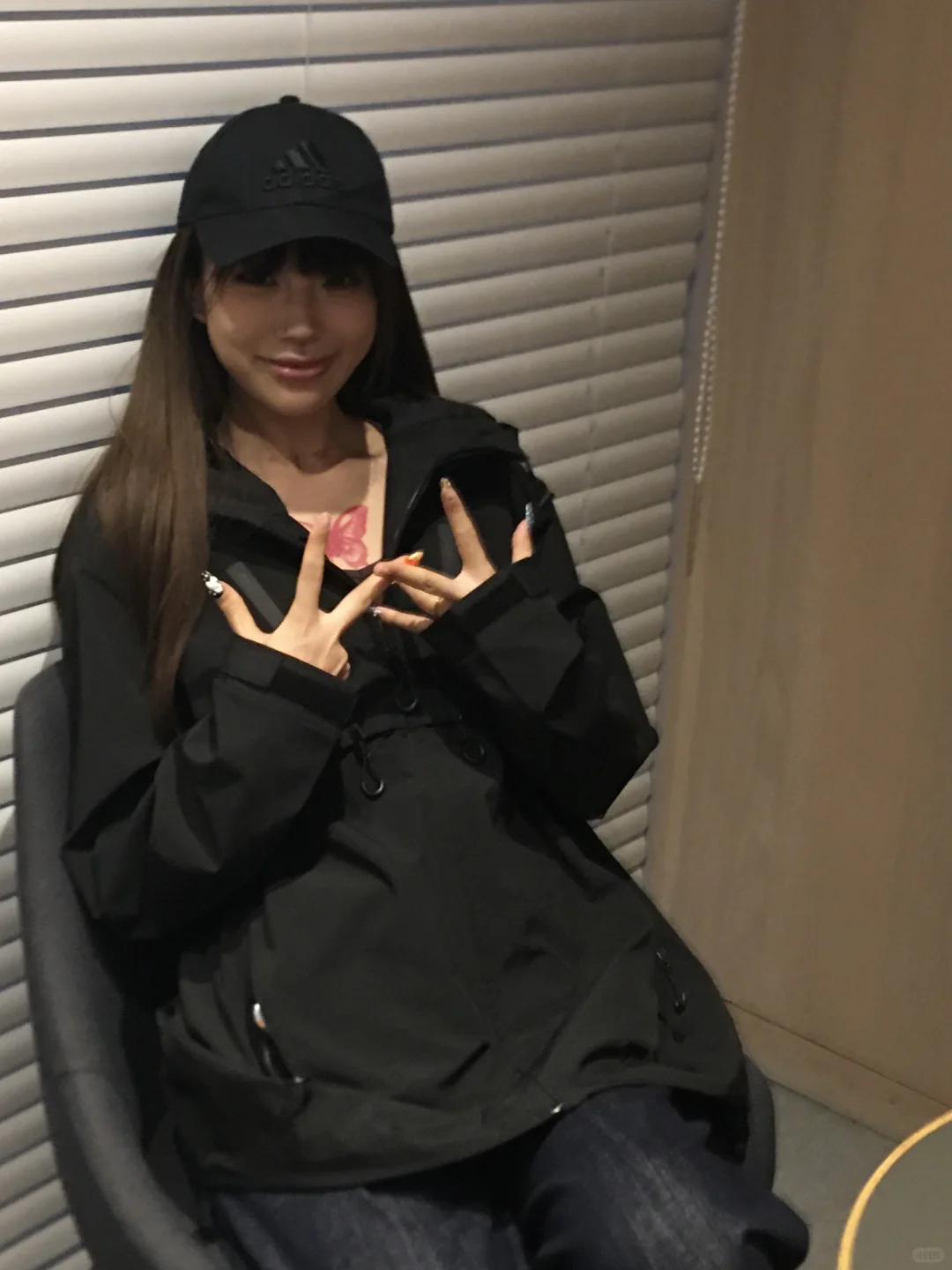 👉🏻👈🏻躲雨